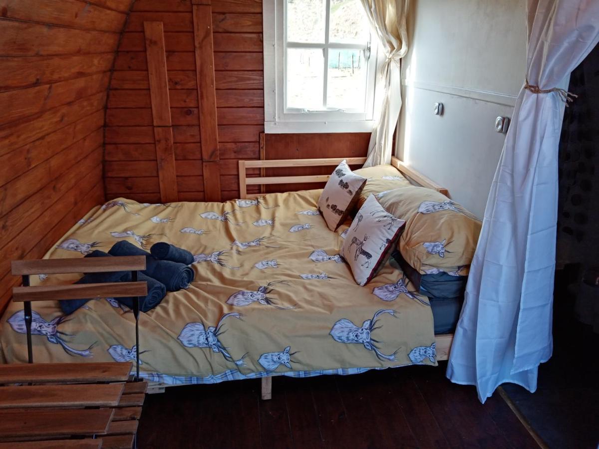 Hotel Wee Hoose Glamping 3 Kinbrace Exterior foto